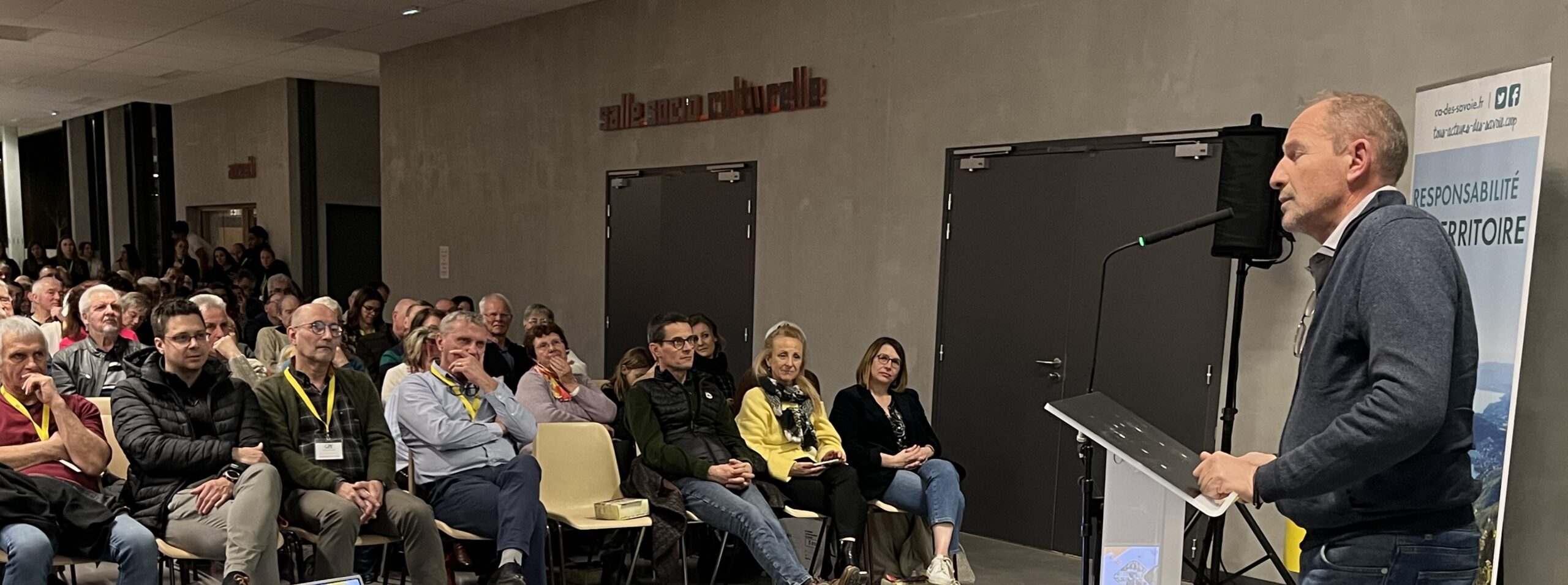 Une partie du public.