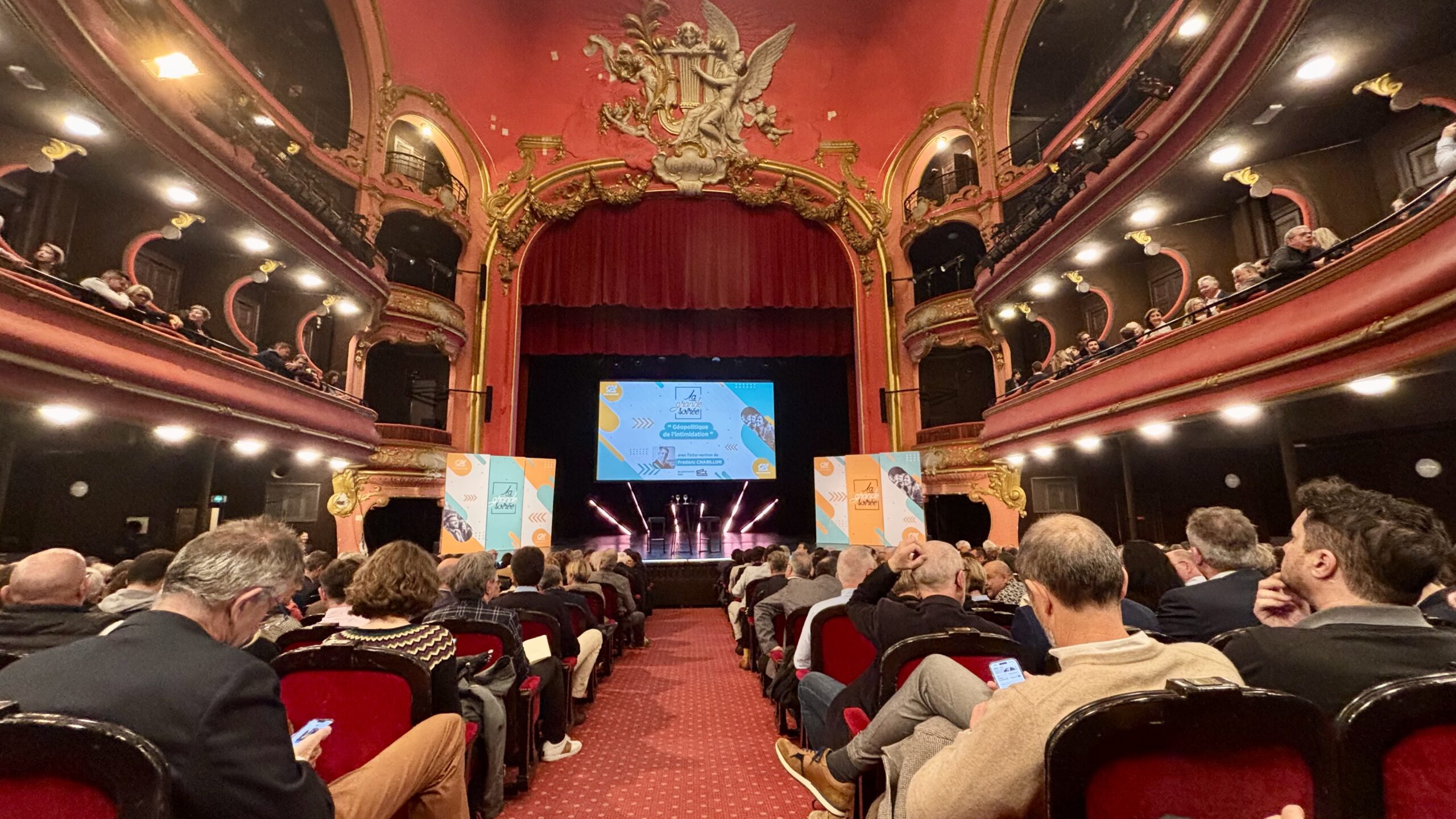 Salle du casino Grand Cercle.