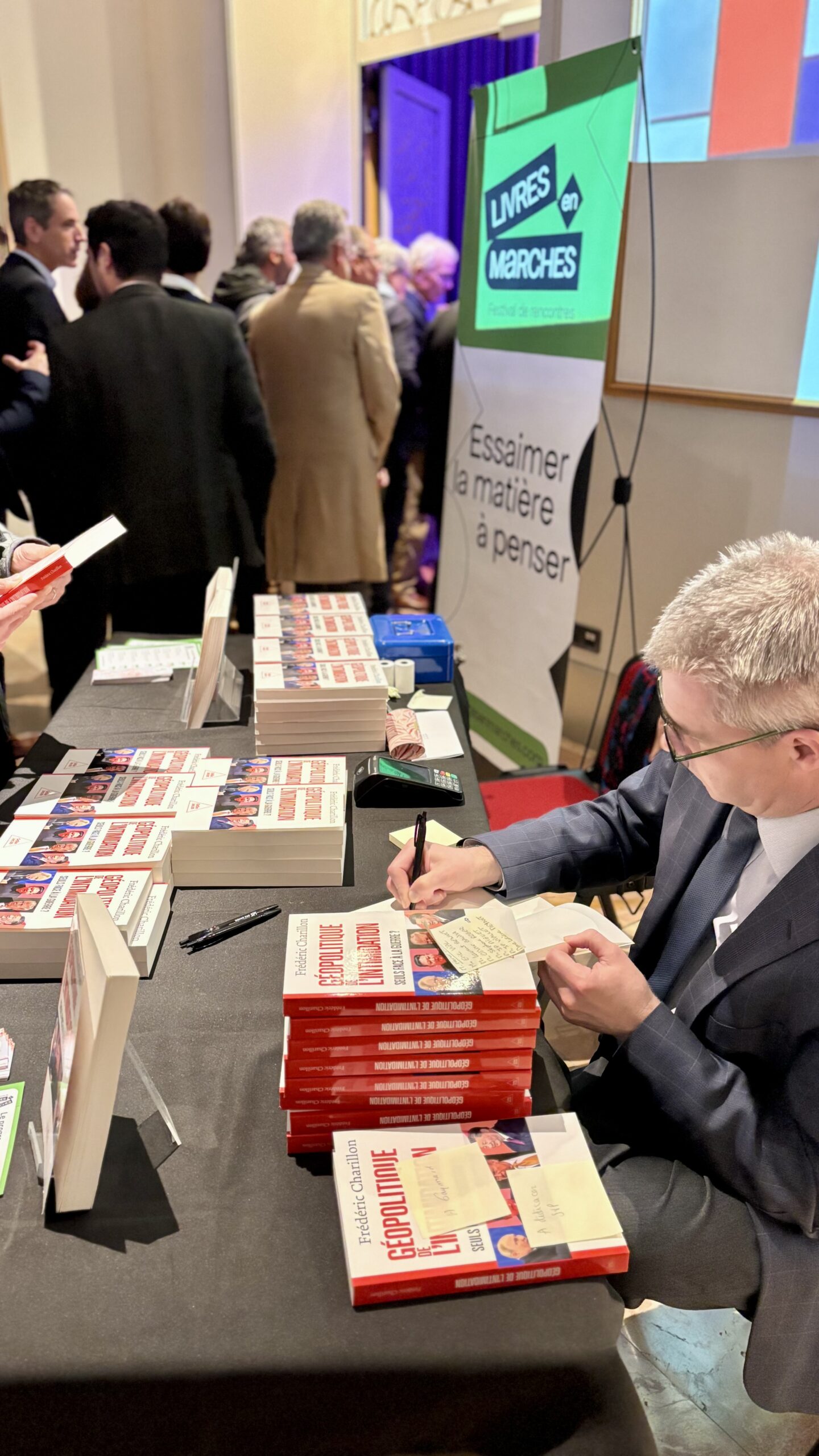 Dédicace du livre du conférencier